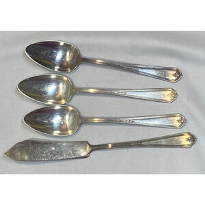 3 Gorham Silver VANITY FAIR Silverplate Teaspoons & 1 Butter Knife 1923